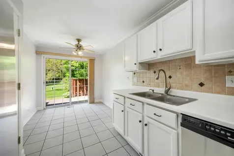 2910 Belle Lane Schaumburg IL 60193