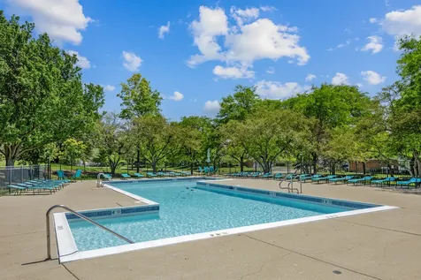 2910 Belle Lane Schaumburg IL 60193