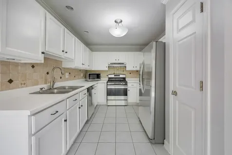 2910 Belle Lane Schaumburg IL 60193