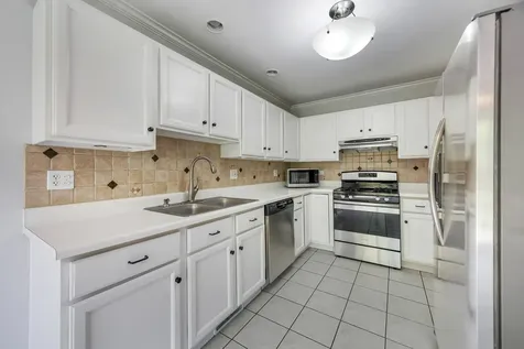 2910 Belle Lane Schaumburg IL 60193