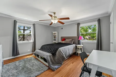 627 South Patton Avenue Arlington Heights IL 60005