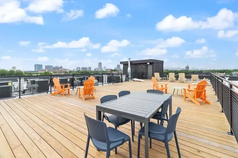 4513 North Clark Street Chicago IL 60640