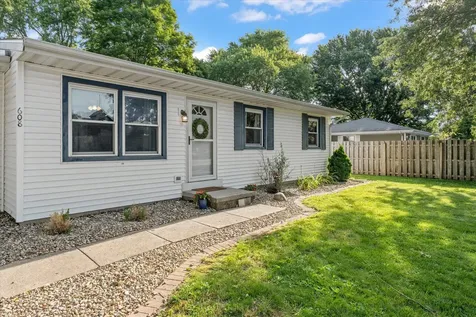 608 West Linden Street Tolono IL 61880