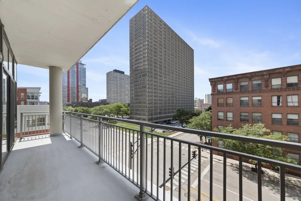 212 East Cullerton Street Chicago IL 60616