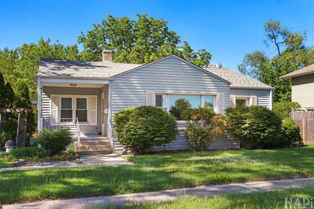 281 Chestnut Street Antioch IL 60002