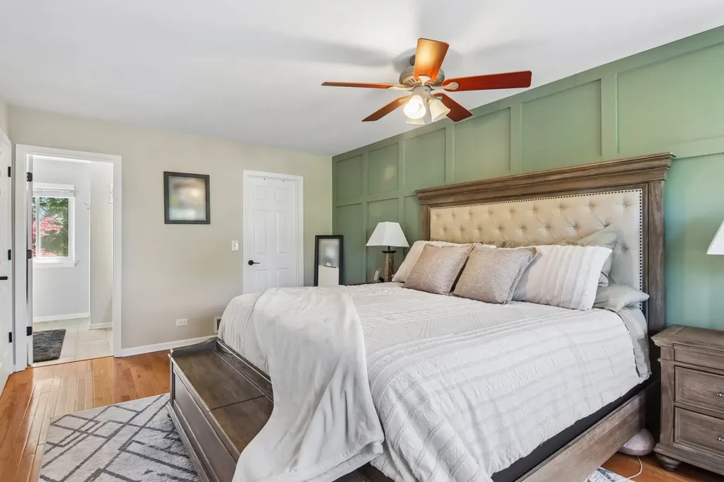 3880 Thornberry Way Lake In The Hills IL 60156