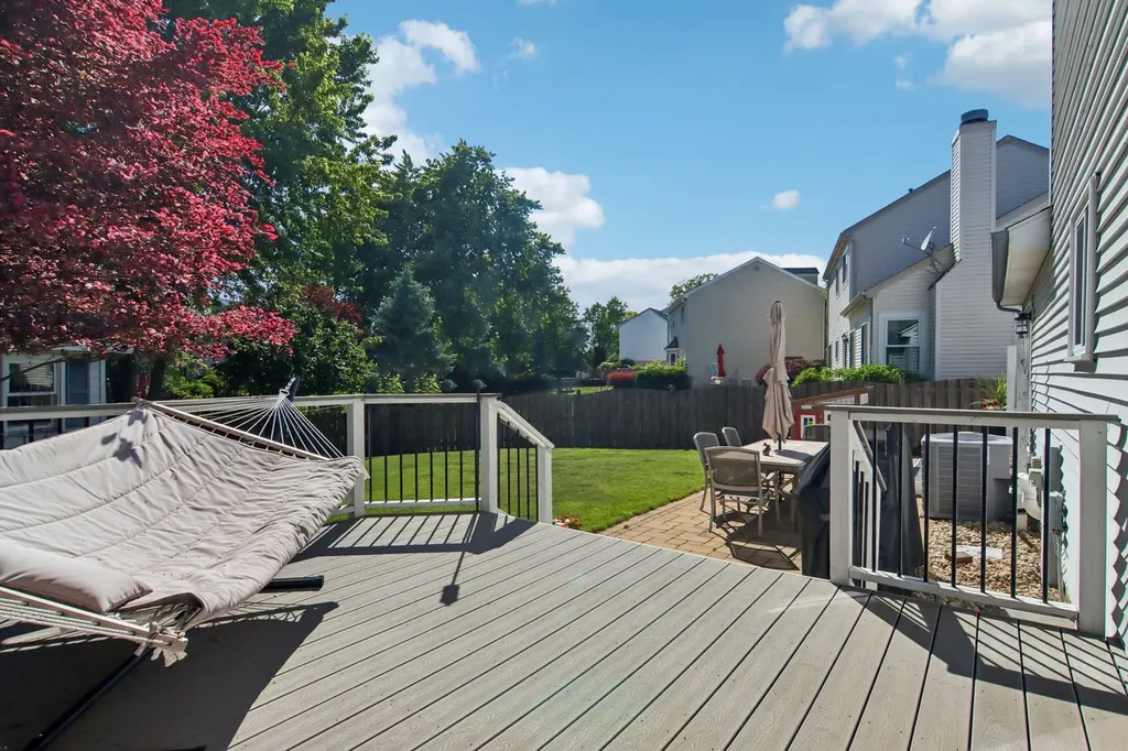 3880 Thornberry Way Lake In The Hills IL 60156