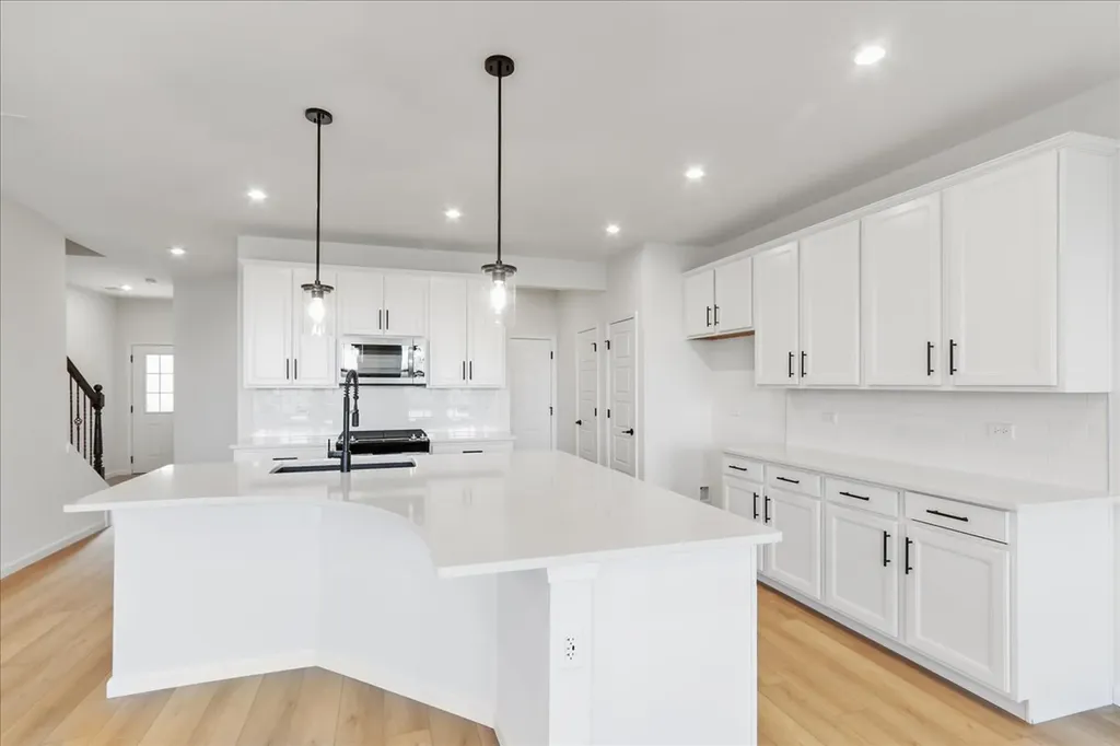 716 Switchgrass Way Bolingbrook IL 60490