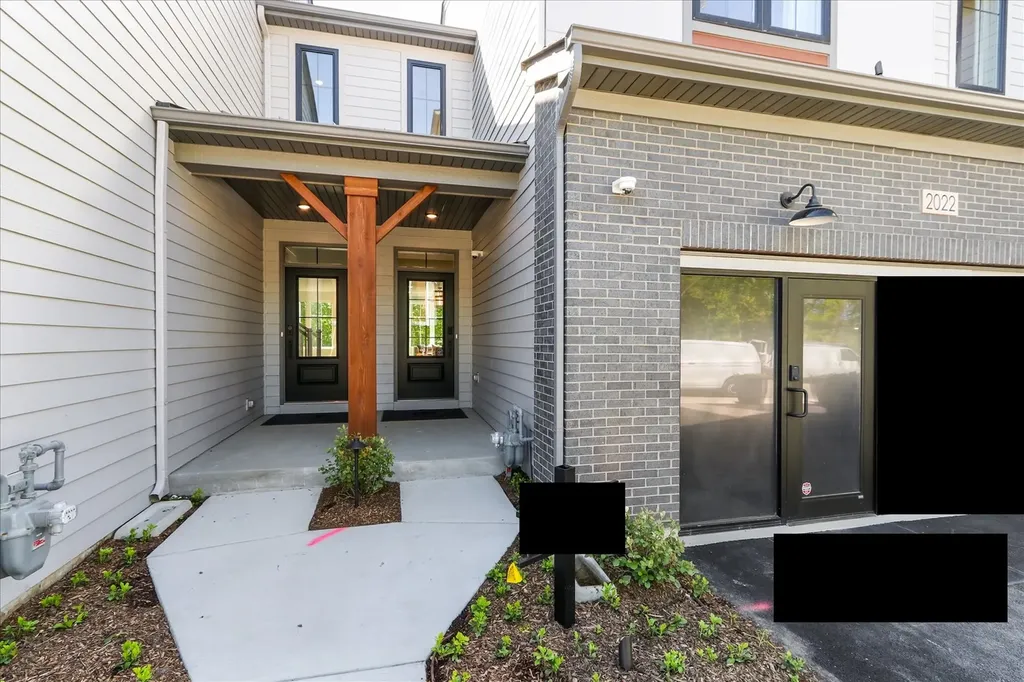 2034 Iron Ridge Lane Naperville IL 60563