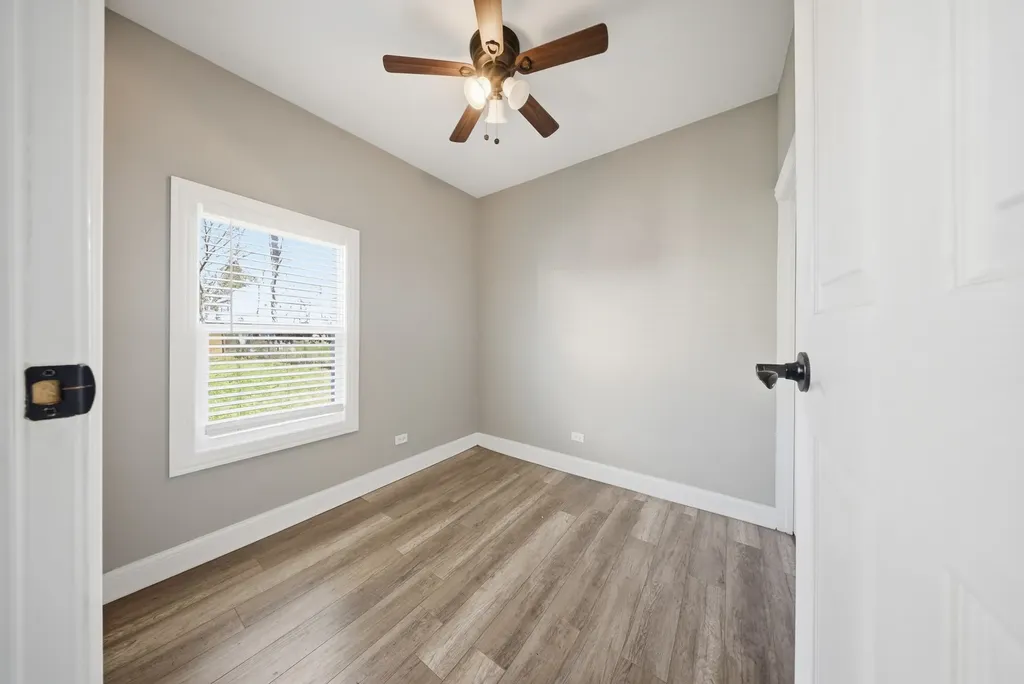 810 Superior Street Aurora IL 60505