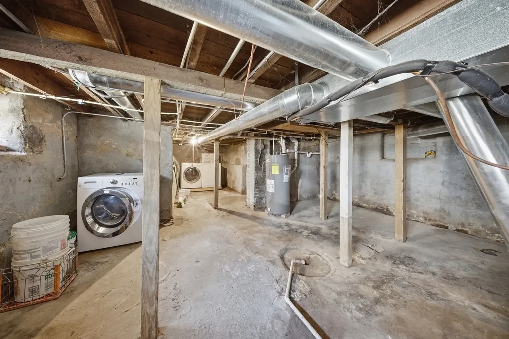 810 Superior Street Aurora IL 60505