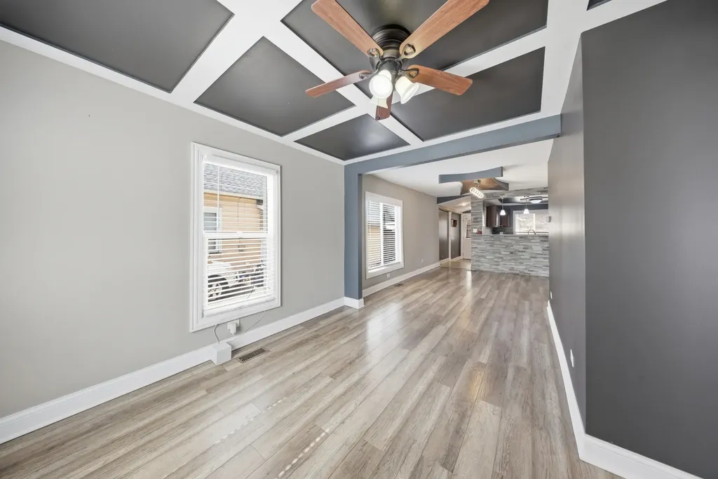 810 Superior Street Aurora IL 60505