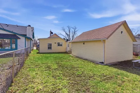 810 Superior Street Aurora IL 60505