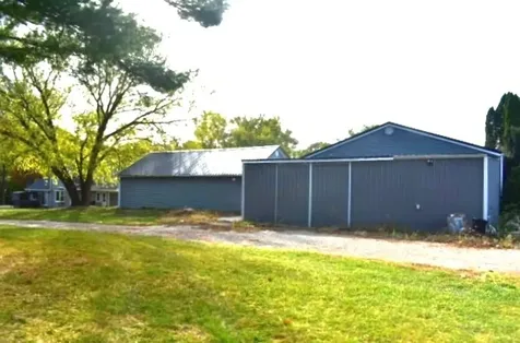 2912 Woodlawn Road Sterling IL 61081