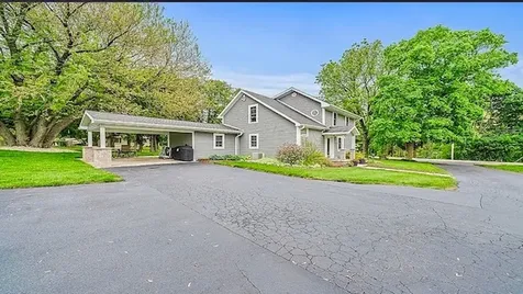 2912 Woodlawn Road Sterling IL 61081