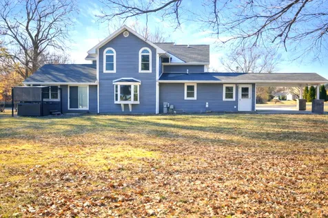 2912 Woodlawn Road Sterling IL 61081