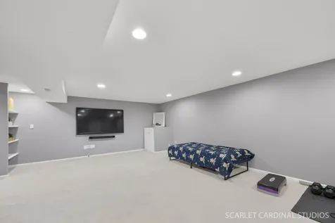 2826 Peachtree Circle Aurora IL 60502