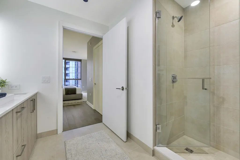 211 North Harbor Drive Chicago IL 60601
