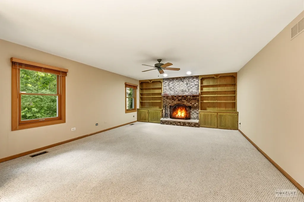 2340 Ridgewood Road Lisle IL 60532