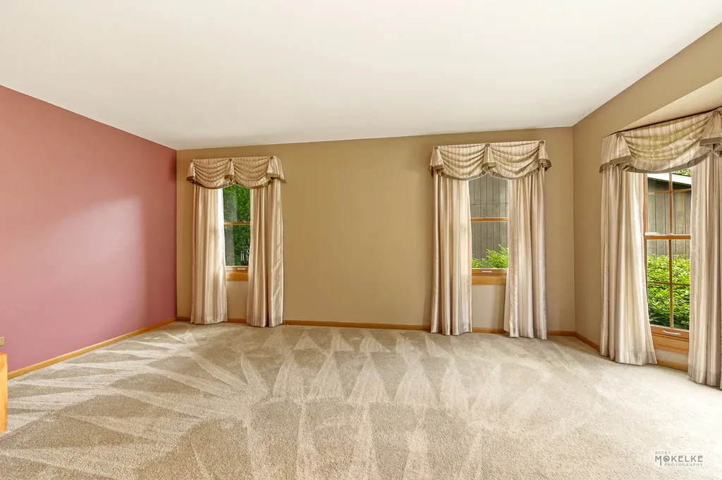 2340 Ridgewood Road Lisle IL 60532