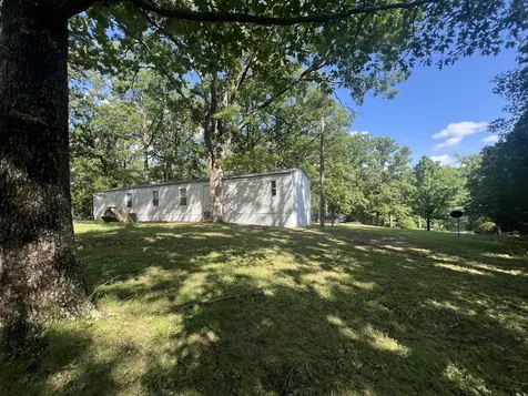 395 Arrowhead Drive Goreville IL 62939