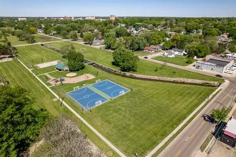 801 18TH Street Rockford IL 61104