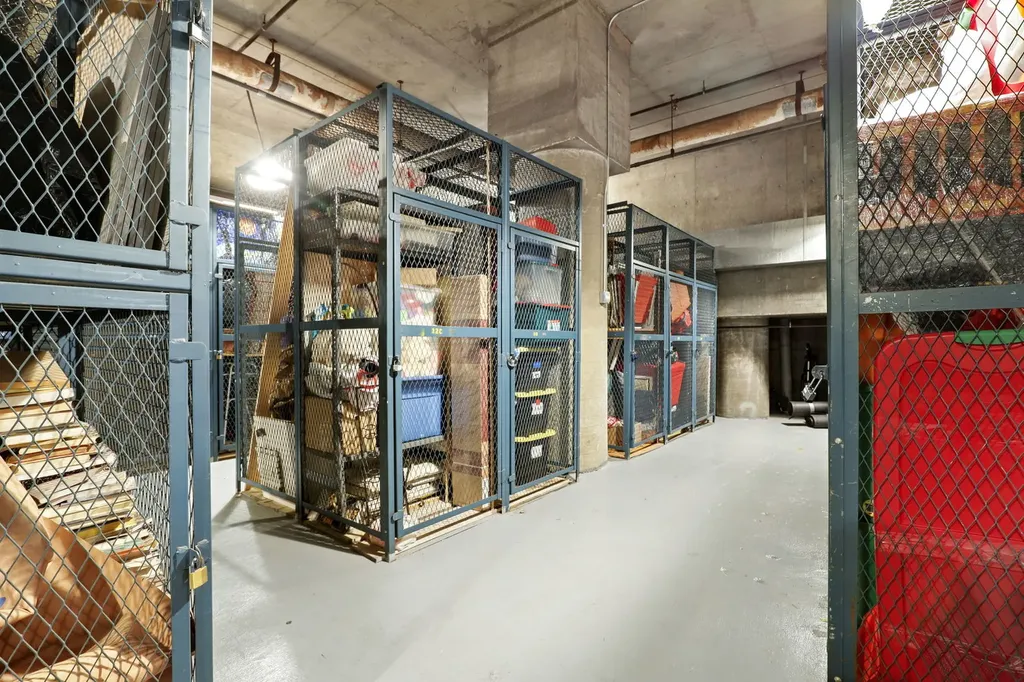 200 East Delaware Place Chicago IL 60611