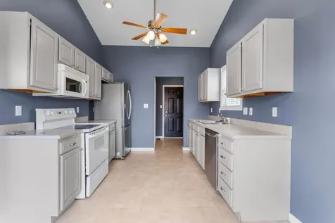 602 Wingstem Drive St. Joseph IL 61873