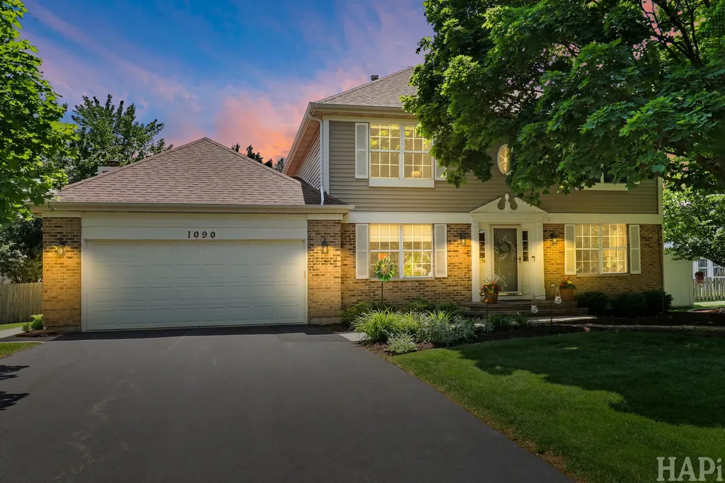 1090 Winding Glen Court Carol Stream IL 60188