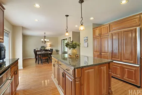 1090 Winding Glen Court Carol Stream IL 60188
