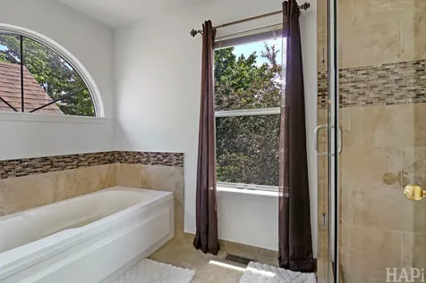 1090 Winding Glen Court Carol Stream IL 60188