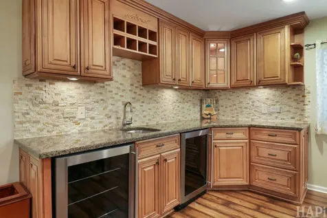 1090 Winding Glen Court Carol Stream IL 60188