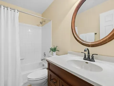 260 Summerdale Lane Algonquin IL 60102