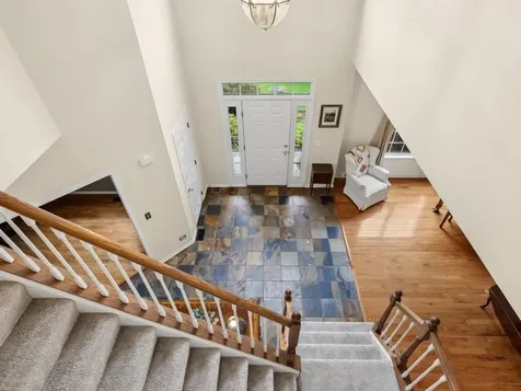 260 Summerdale Lane Algonquin IL 60102