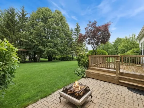 260 Summerdale Lane Algonquin IL 60102