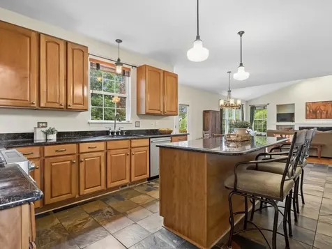 260 Summerdale Lane Algonquin IL 60102