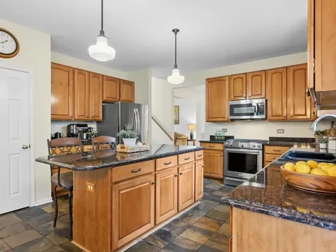 260 Summerdale Lane Algonquin IL 60102