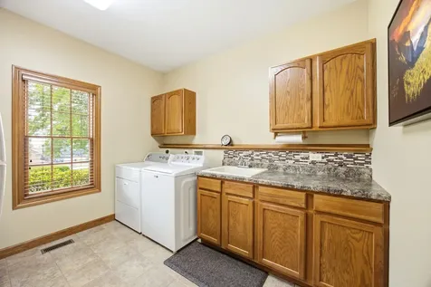 5121 Tall Oaks Drive Ringwood IL 60072