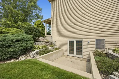 5121 Tall Oaks Drive Ringwood IL 60072