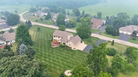 5121 Tall Oaks Drive Ringwood IL 60072