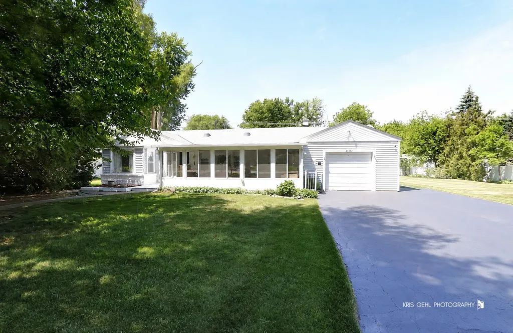 21452 West Sarah Drive Lake Villa IL 60046