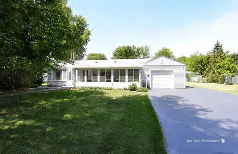 21452 West Sarah Drive Lake Villa IL 60046