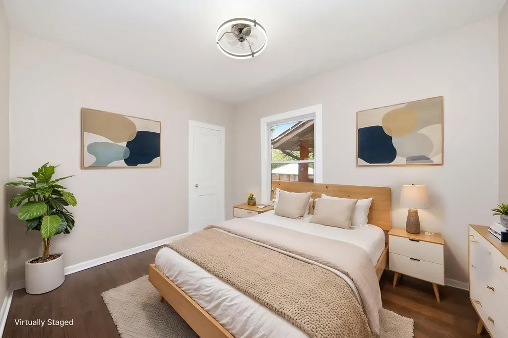 10742 South Prairie Avenue Chicago IL 60628