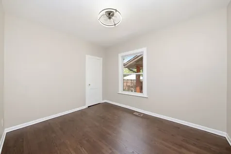 10742 South Prairie Avenue Chicago IL 60628