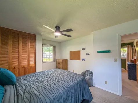 2112 Plymouth Drive Champaign IL 61821