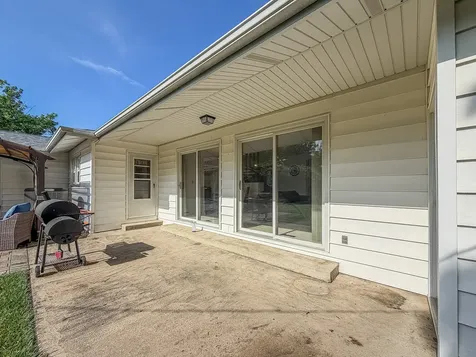 2112 Plymouth Drive Champaign IL 61821