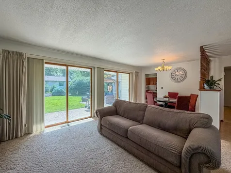 2112 Plymouth Drive Champaign IL 61821
