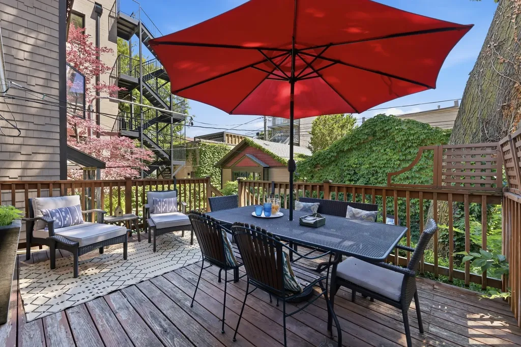 1429 West Huron Street Chicago IL 60642