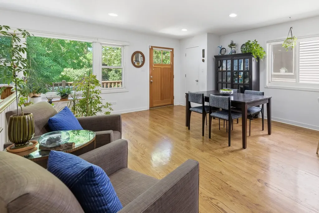 1429 West Huron Street Chicago IL 60642