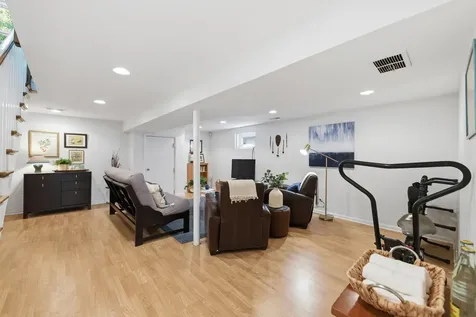 1429 West Huron Street Chicago IL 60642